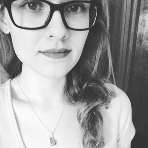 Meet Your Posher, Lacey